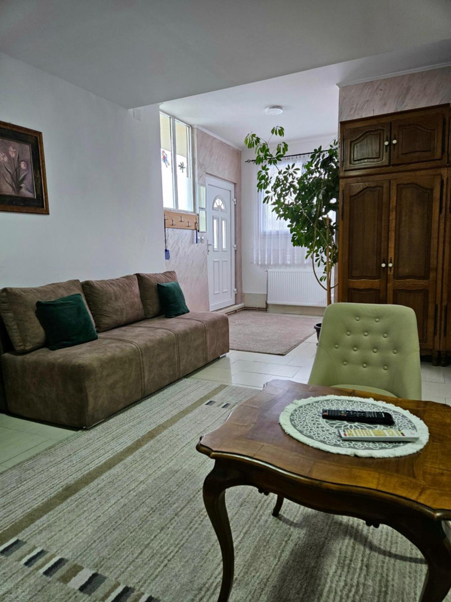 Apartman Juga Kremna Exterior foto