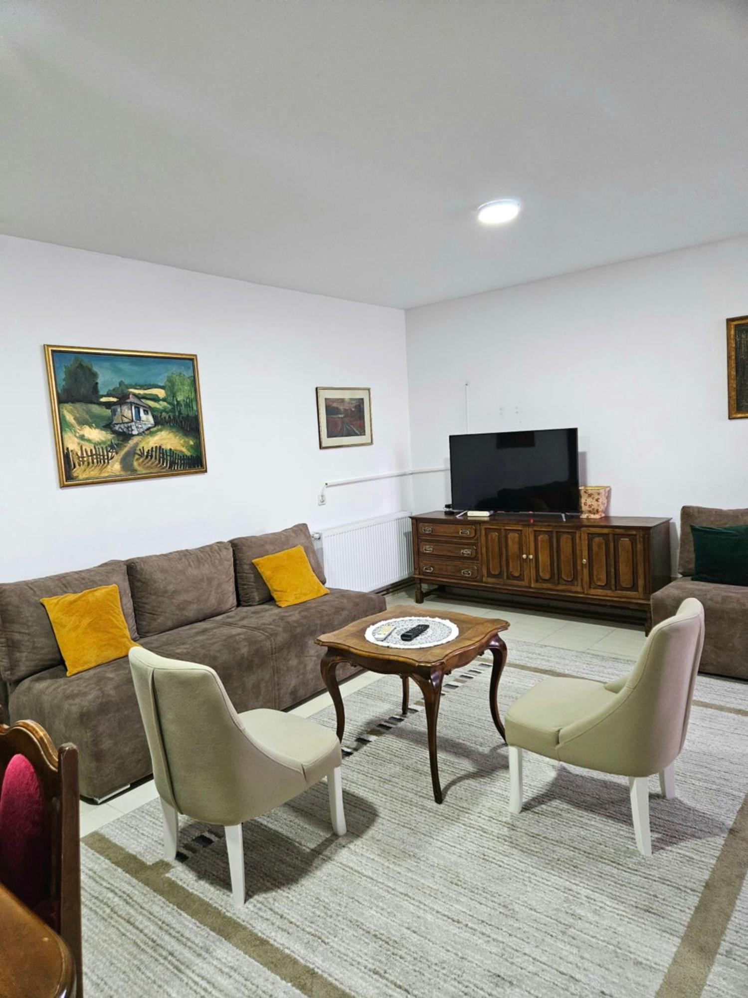 Apartman Juga Kremna Exterior foto